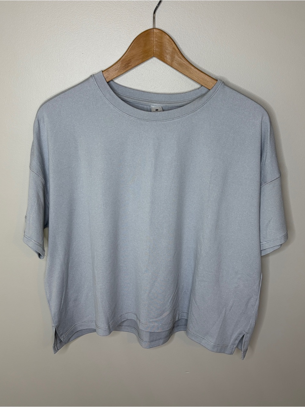 Yogalicious Light Grey Relaxed Crop Tee Medium